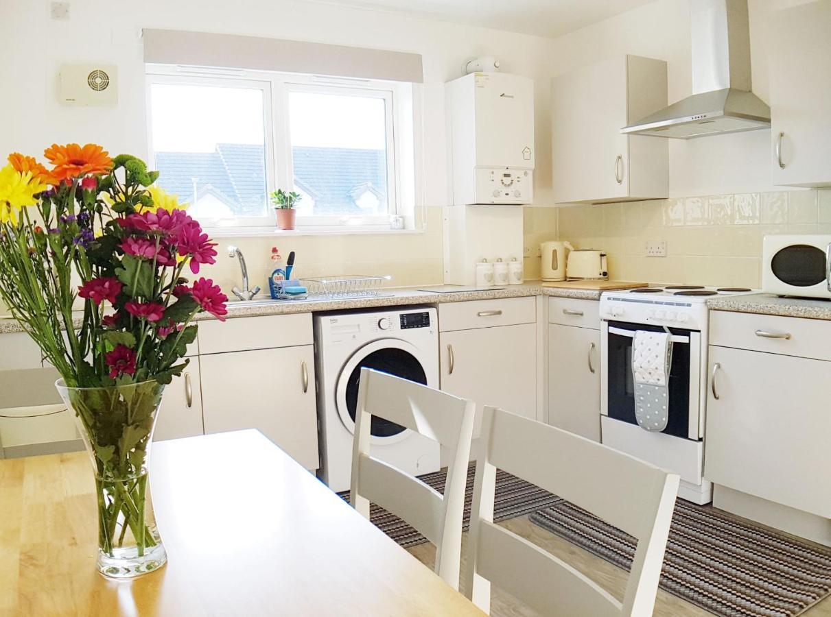 Hill View 2 Bedroom Free Parking 因弗内斯 外观 照片