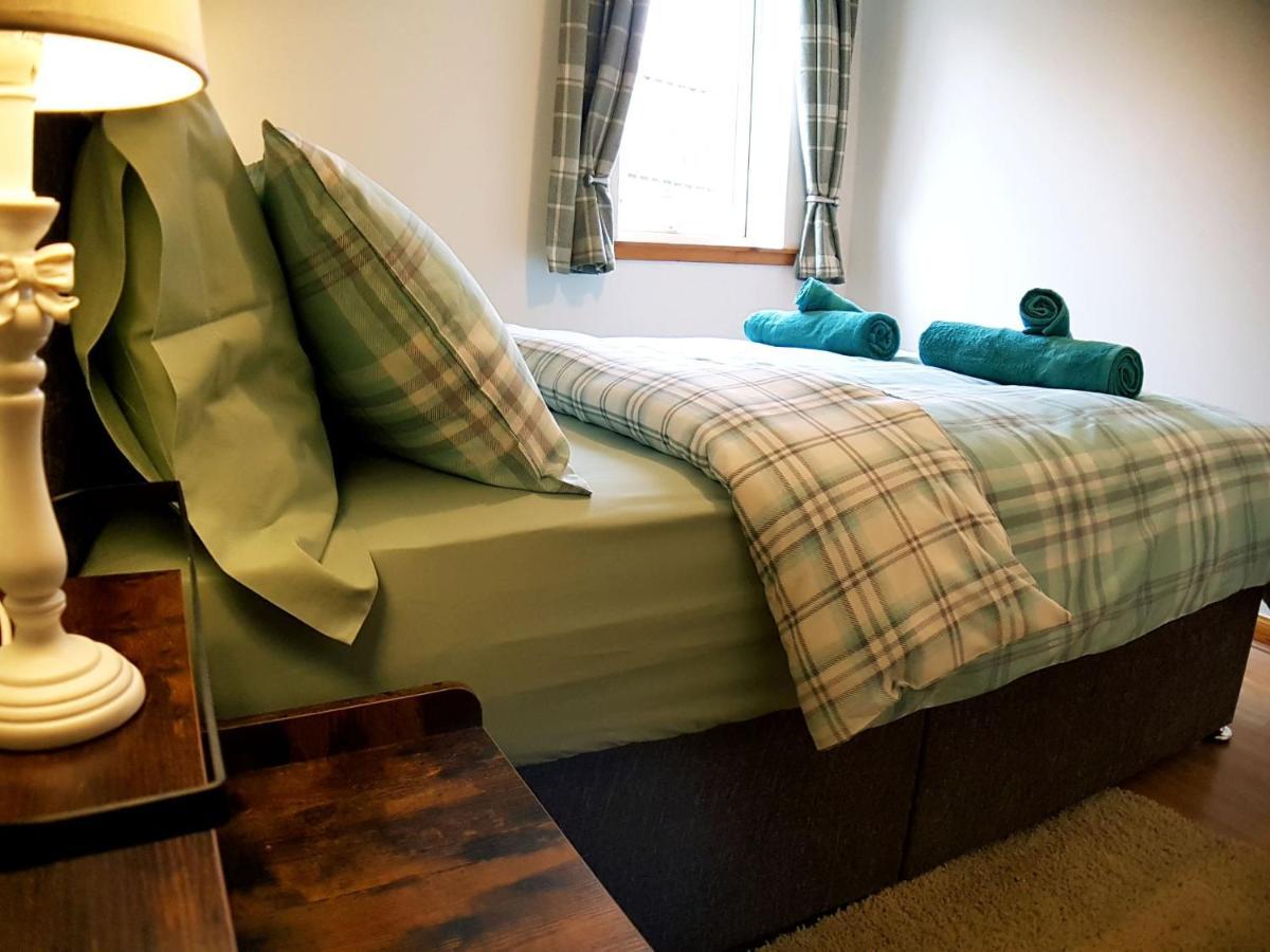 Hill View 2 Bedroom Free Parking 因弗内斯 外观 照片