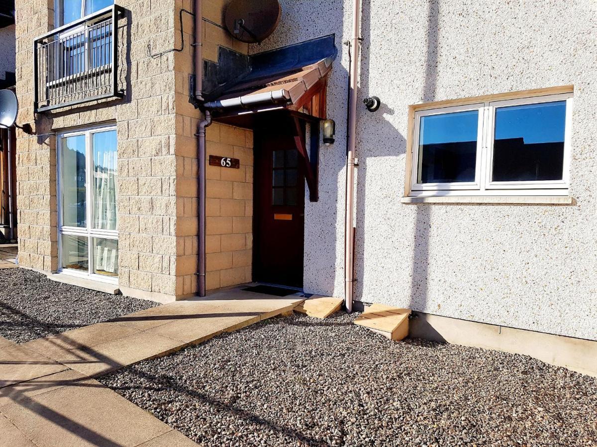 Hill View 2 Bedroom Free Parking 因弗内斯 外观 照片