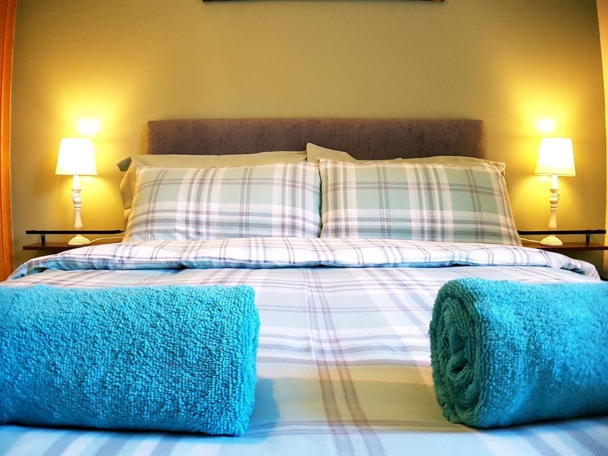 Hill View 2 Bedroom Free Parking 因弗内斯 外观 照片