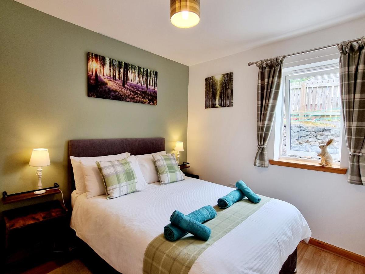 Hill View 2 Bedroom Free Parking 因弗内斯 外观 照片