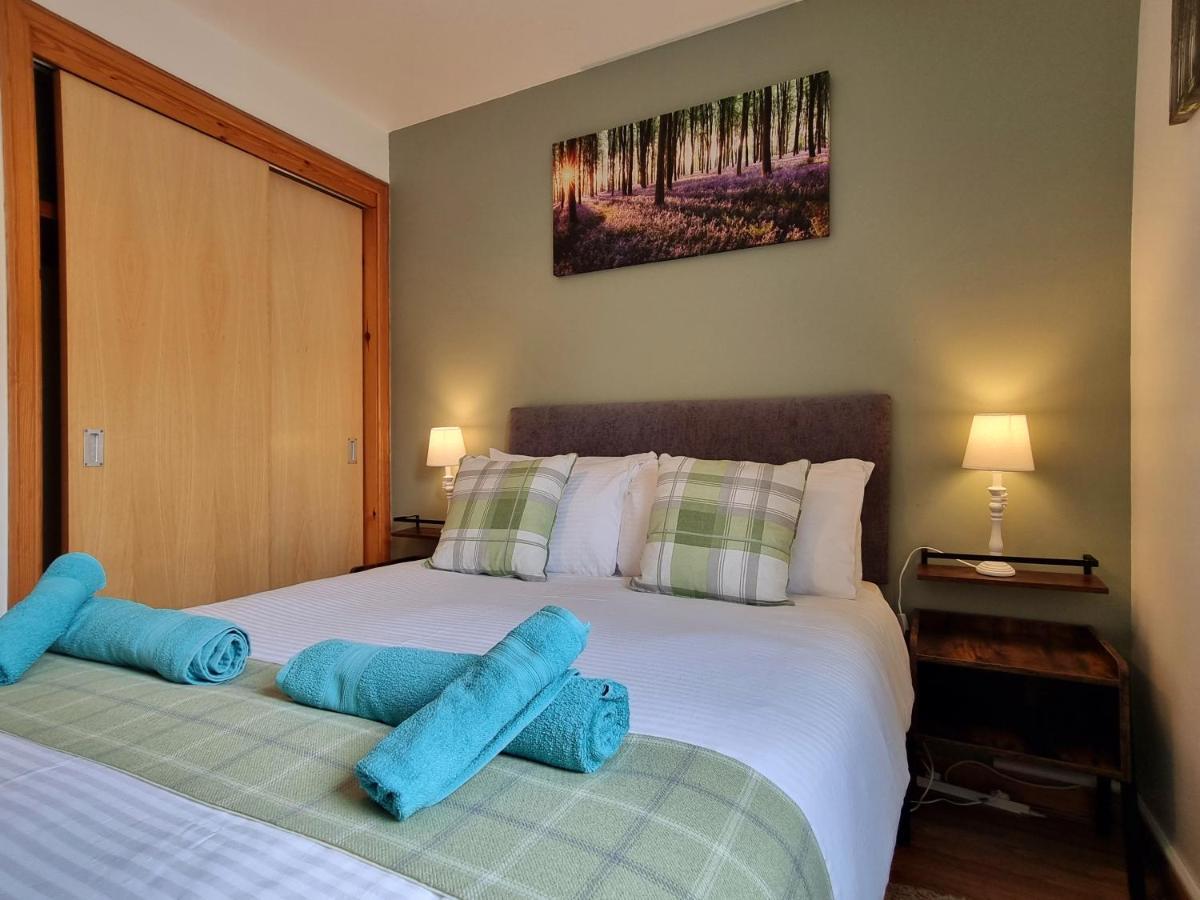 Hill View 2 Bedroom Free Parking 因弗内斯 外观 照片